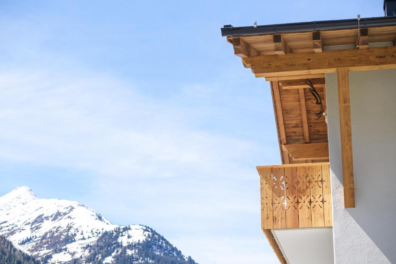 Chalet Marmotta "Neve" - Luxus Chalet سانكت أنتون ام ارلبرغ المظهر الخارجي الصورة